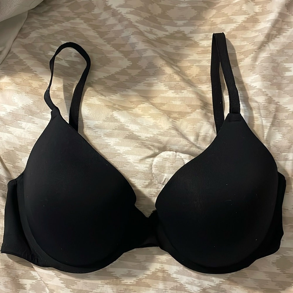 Pink Victoria’s Secret black push up bra size 36D